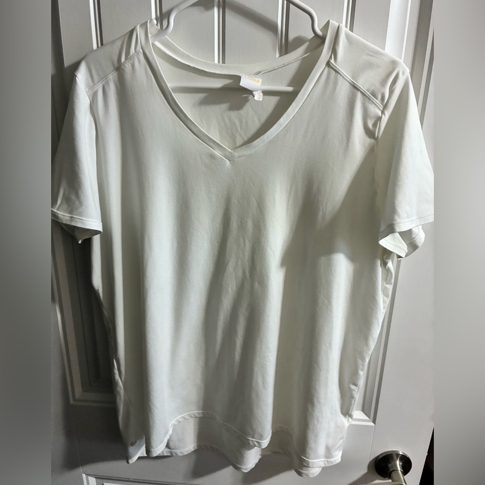 Lole White V-Neck Short Sleeve Tee